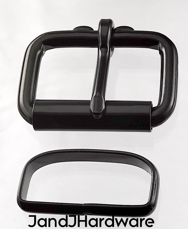 1 1/2 inch deluxe black plated maker pack consisting of 2 each of a heel bar roller buckle and a deluxe belt keeper.